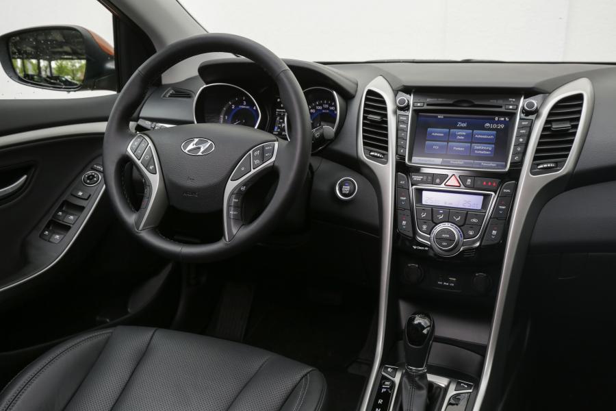  Hyundai i30 5-Door 2015 года  (фото 27 из 29)